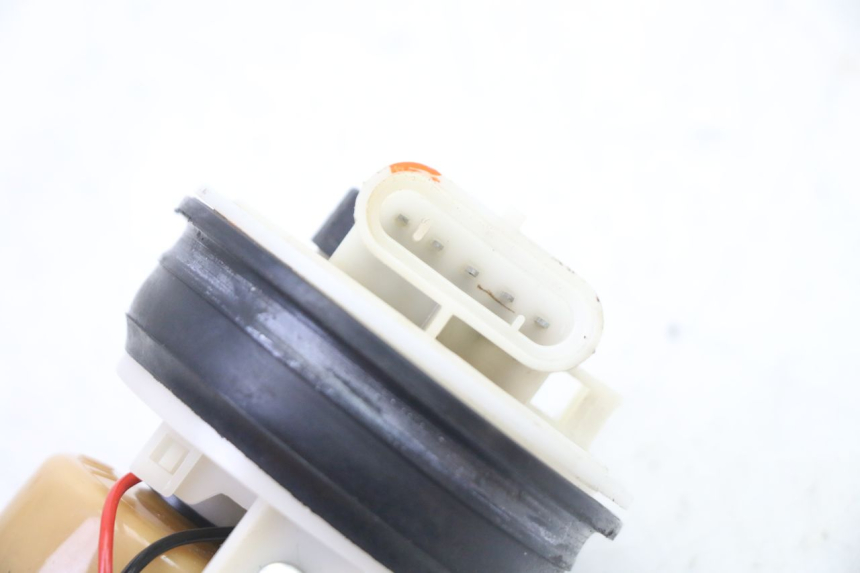 photo de BOMBA GASOLINA GILERA NEXUS 125 (2009 - 2013) - Otra perspectiva