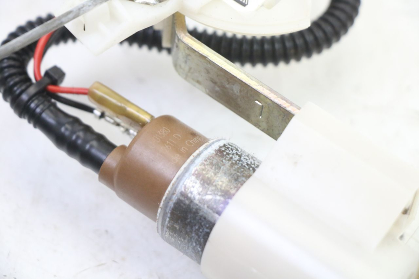 photo de BOMBA GASOLINA GILERA NEXUS 125 (2009 - 2013) - Estado de la superficie y material