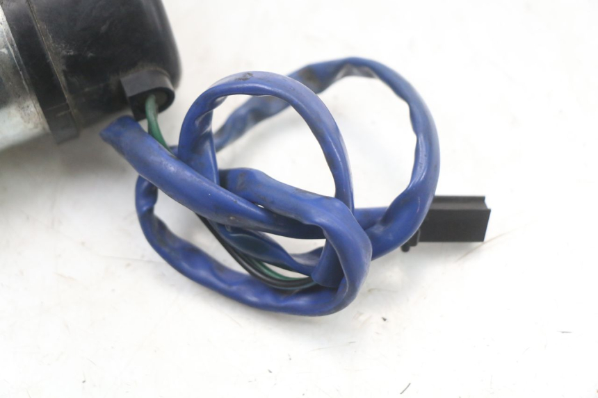 photo de BOMBA DE COMBUSTIBLE HONDA NTV DEAUVILLE 650 (1998 - 2001) - Primer plano técnico