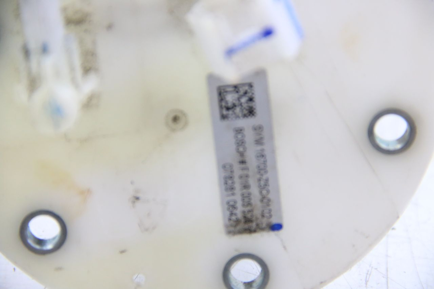 photo de BOMBA GASOLINA SYM ORBIT III 3 4T 50 (2021 - 2025) - Primer plano técnico