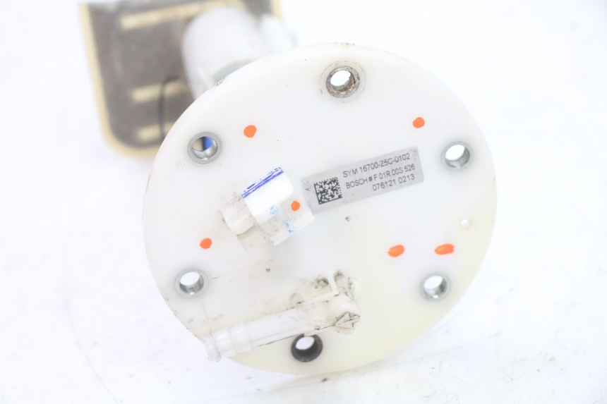 photo de BOMBA GASOLINA SYM ORBIT III 3 4T 50 (2021 - 2025) - Otra perspectiva