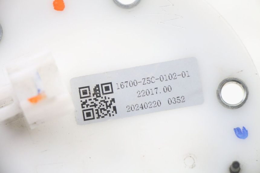 photo de BOMBA GASOLINA SYM ORBIT III 3 4T 50 (2021 - 2025) - Primer plano técnico