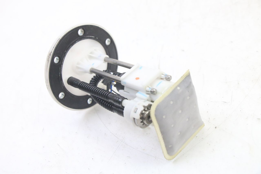 photo de BOMBA GASOLINA SYM ORBIT III 3 4T 50 (2021 - 2025) - Detalles de los puntos de fijación