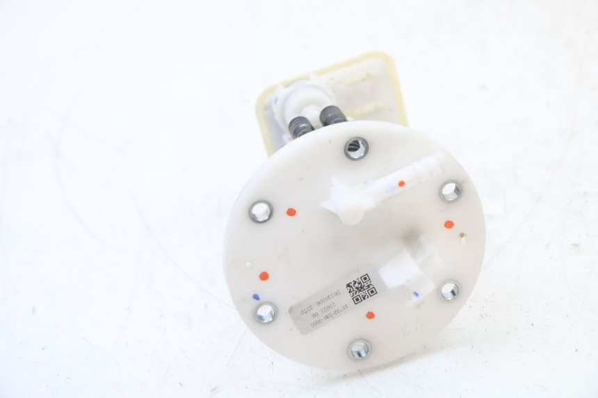 photo de BOMBA GASOLINA PEUGEOT TWEET 4T 50 (2023 - 2025) - Zoom estado de uso