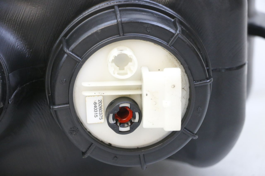 photo de BOMBA DE COMBUSTIBLE PIAGGIO MP3 LT 400 (2007 - 2012) - Otra perspectiva