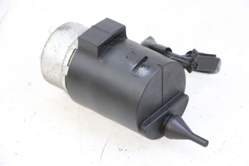 photo de BOMBA GASOLINA PIAGGIO VESPA LX 150 (2005 - 2013) - Primer plano técnico