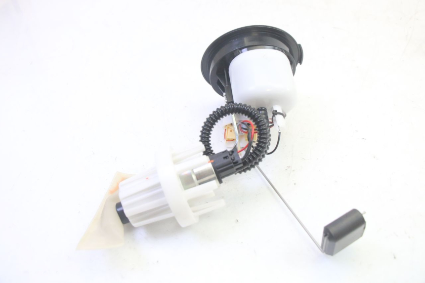 photo de BOMBA GASOLINA BMW R GS 1250 (2021 - 2024) - Estado de la superficie y material