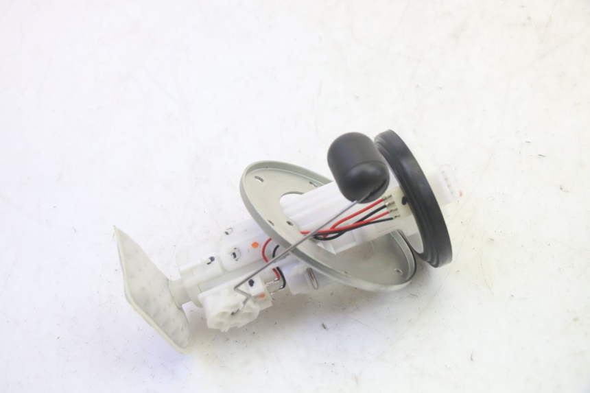 photo de BOMBA GASOLINA JM MOTORS SANTANA EVO 50 (2024 - 2026) - Detalle de la pieza