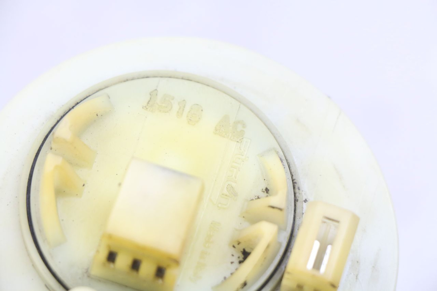 photo de BOMBA DE COMBUSTIBLE PEUGEOT SATELIS 125 (2006 - 2009) - Primer plano técnico