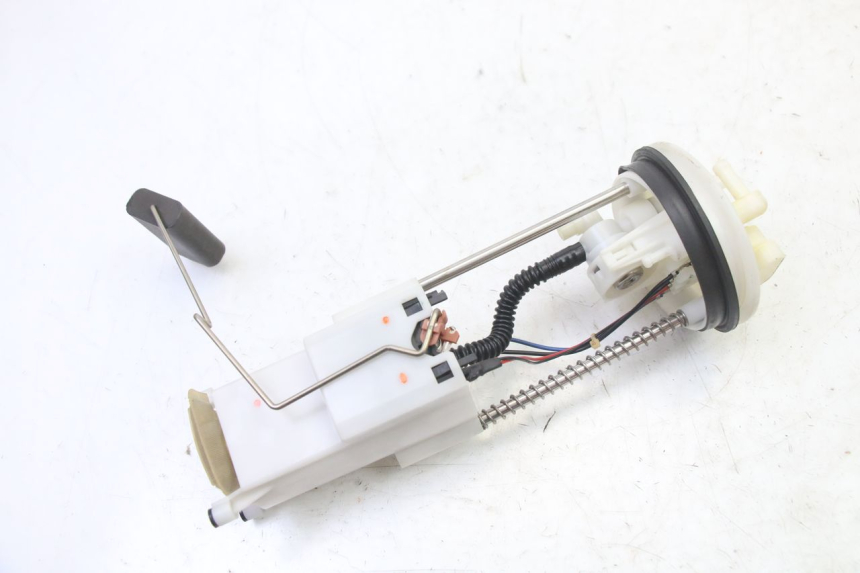 photo de BOMBA GASOLINA PEUGEOT SATELIS 125 (2013 - 2018) - Vista principal