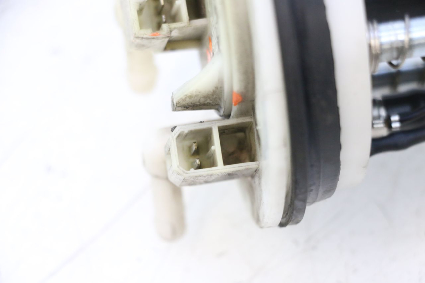 photo de BOMBA DE COMBUSTIBLE PEUGEOT SATELIS 125 (2006 - 2009) - Otra vista del artículo