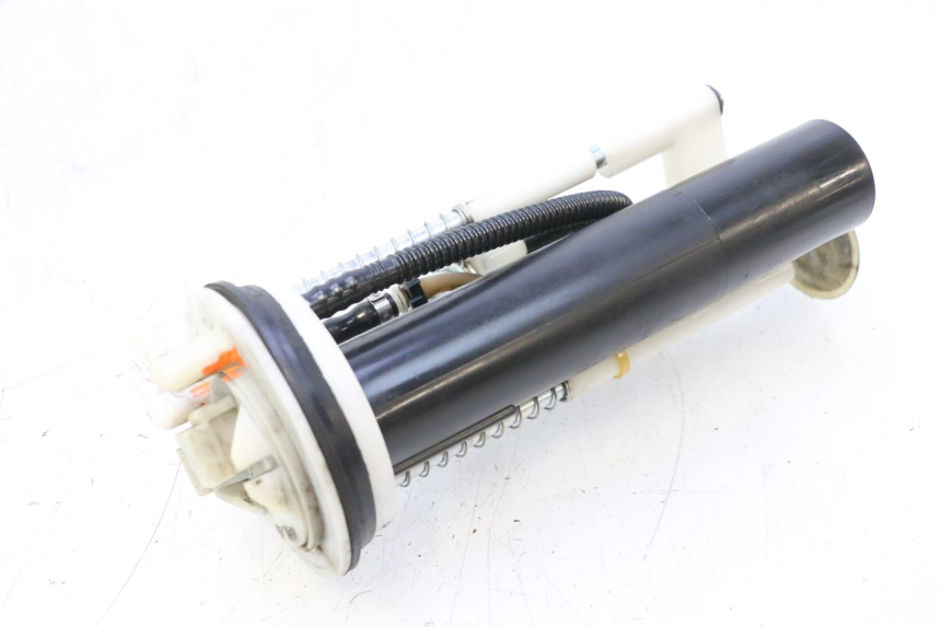 photo de BOMBA DE COMBUSTIBLE PEUGEOT SATELIS 125 (2006 - 2009) - Detalles de los puntos de fijación