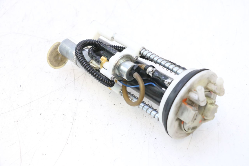 photo de BOMBA DE COMBUSTIBLE PEUGEOT SATELIS 125 (2006 - 2009) - Estado de la superficie y material