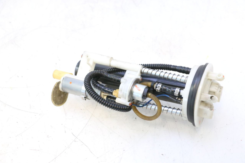 photo de BOMBA GASOLINA PEUGEOT SATELIS 125 (2013 - 2018) - Zoom estado de uso