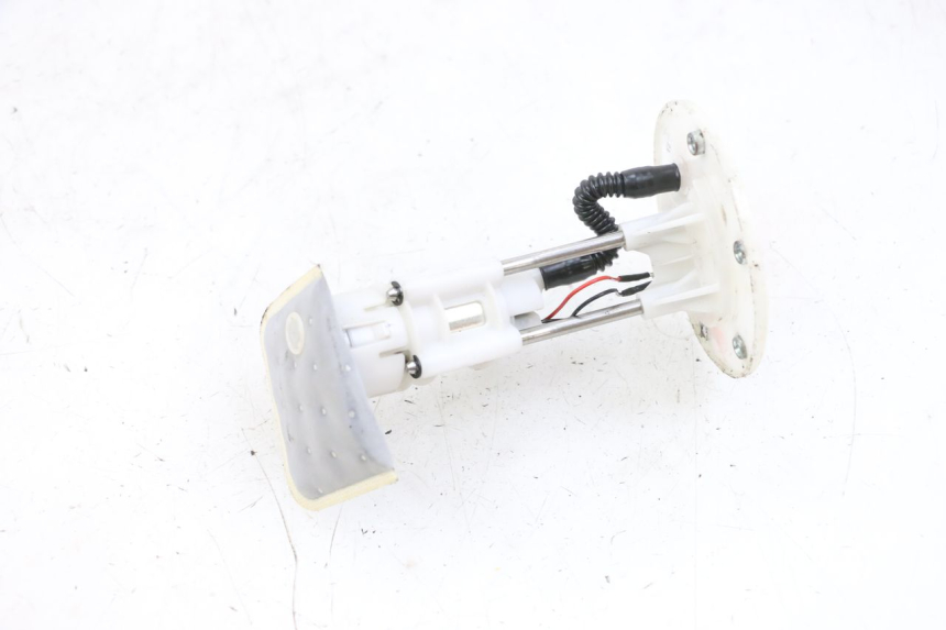 photo de BOMBA GASOLINA PEUGEOT SPEEDFIGHT 4 4T EFI 50 (2021 - 2025) - Otra perspectiva