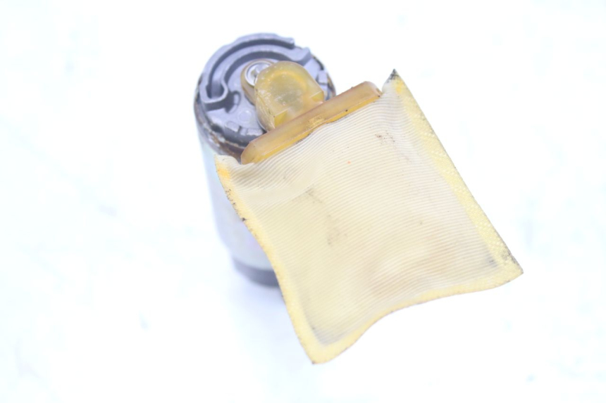 photo de BOMBA DE COMBUSTIBLE TRIUMPH SPRINT ST 955 (1999 - 2001) - Zoom estado de uso