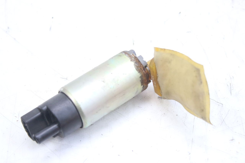 photo de BOMBA DE COMBUSTIBLE TRIUMPH SPRINT ST 955 (1999 - 2001) - Primer plano técnico