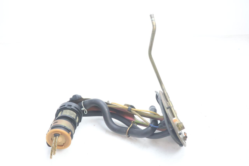 photo de BOMBA GASOLINA HONDA ST PAN EUROPEAN 1100 (1990 - 2002) - Otra perspectiva