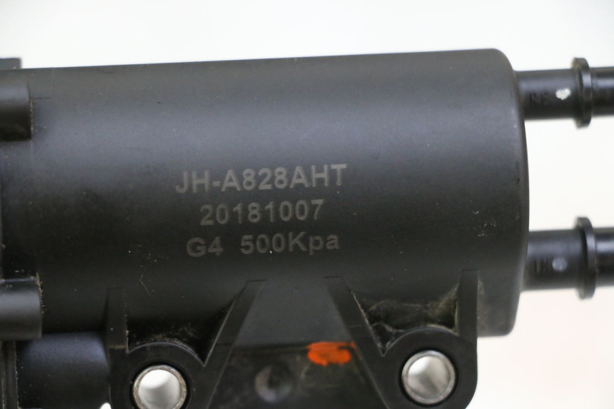 photo de BOMBA GASOLINA PEUGEOT STREETZONE I 2T 50 (2018 - 2020) - Detalle de la pieza