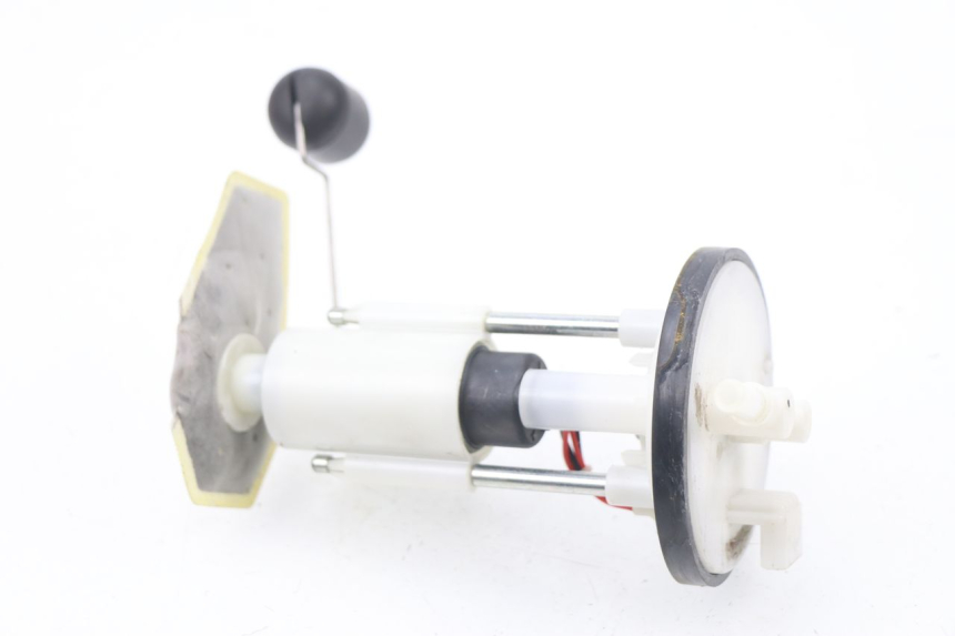 photo de BOMBA GASOLINA JM MOTORS SUNNY 50 (2017 - 2020) - Estado de la superficie y material