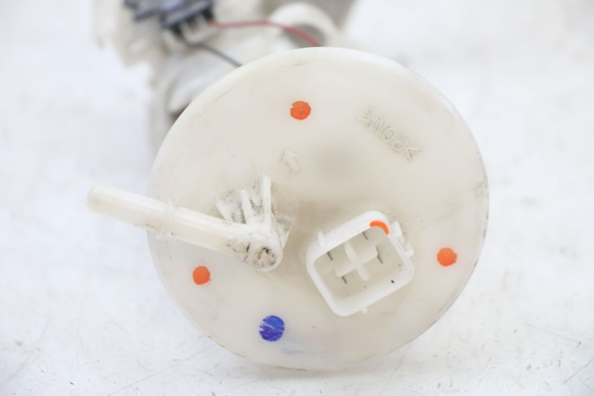 photo de BOMBA GASOLINA SUZUKI BURGMAN 125 (2018 - 2021) - Primer plano técnico