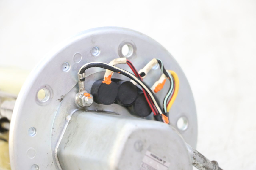 photo de BOMBA GASOLINA SUZUKI SV S 650 (2003 - 2009) - Otra vista del artículo