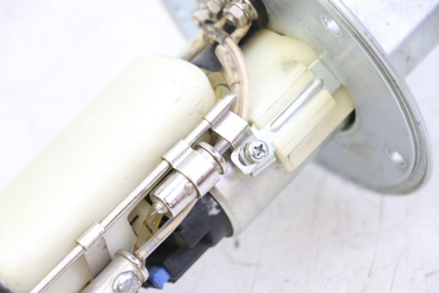 photo de BOMBA GASOLINA SUZUKI SV S 650 (2003 - 2009) - Características distintivas