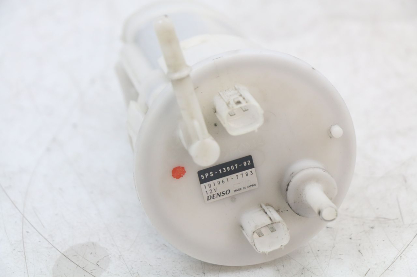 photo de BOMBA DE COMBUSTIBLE YAMAHA TDM ABS 900 (2002 - 2014) - Primer plano técnico