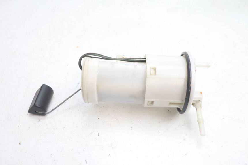 photo de BOMBA GASOLINA YAMAHA TDM ABS 900 (2002 - 2014) - Zoom estado de uso
