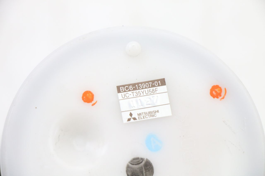 photo de BOMBA GASOLINA YAMAHA TRACER 7 700 (2020 - 2024) - Primer plano técnico