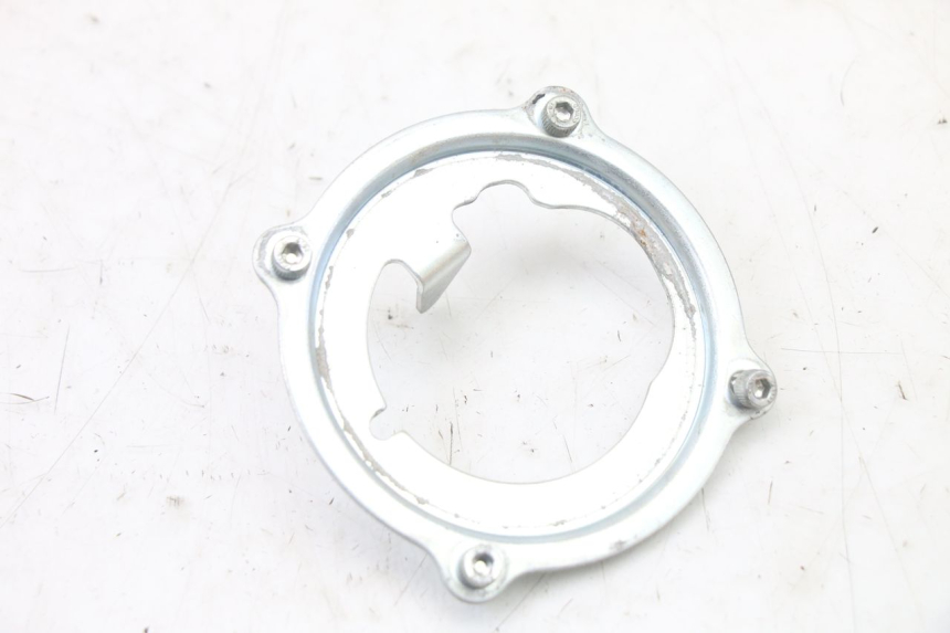 photo de BOMBA GASOLINA YAMAHA TRACER 7 700 (2020 - 2024) - Detalles de los puntos de fijación