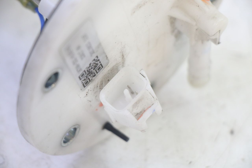 photo de BOMBA GASOLINA PEUGEOT TWEET PRO EFI 4T 50 (2021 - 2022) - Vista general del producto