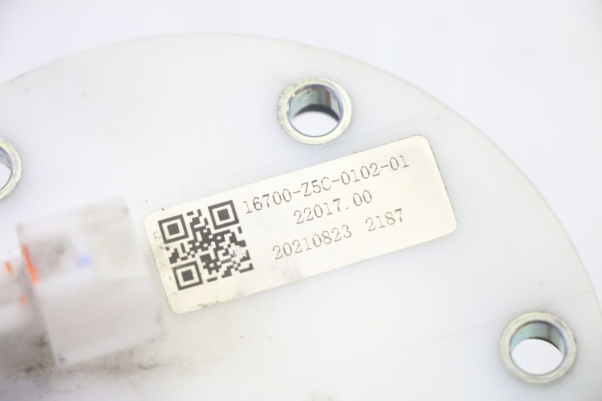 photo de BOMBA GASOLINA PEUGEOT TWEET PRO EFI 4T 50 (2021 - 2022) - Detalles de los puntos de fijación