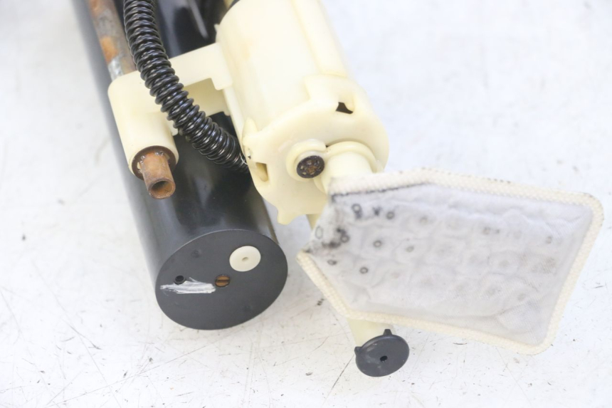 photo de BOMBA DE COMBUSTIBLE YAMAHA X-MAX XMAX 125 (2010 - 2013) - Zoom estado de uso