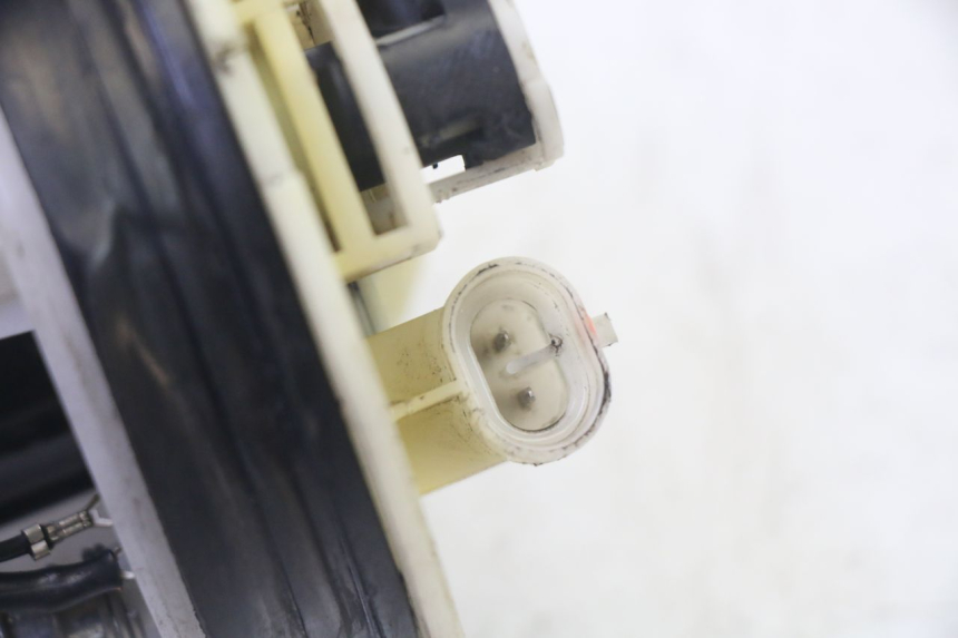 photo de BOMBA DE COMBUSTIBLE YAMAHA X-MAX XMAX 250 (2006 - 2009) - Detalle de la pieza