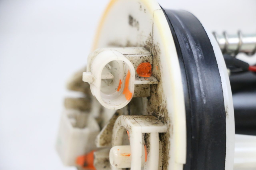 photo de BOMBA DE COMBUSTIBLE YAMAHA X-MAX XMAX 125 (2010 - 2013) - Recambio usado revisado