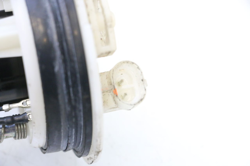 photo de BOMBA DE COMBUSTIBLE YAMAHA X-MAX XMAX 125 (2010 - 2013) - Zoom estado de uso