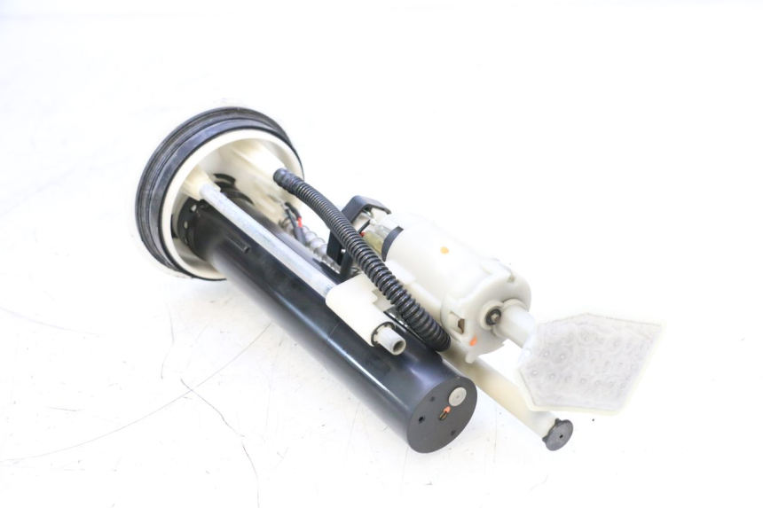 photo de BOMBA DE COMBUSTIBLE YAMAHA X-MAX XMAX 125 (2010 - 2013) - Detalles de los puntos de fijación