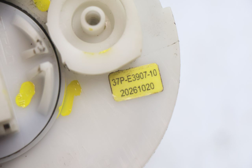 photo de BOMBA DE COMBUSTIBLE YAMAHA X-MAX XMAX 125 (2010 - 2013) - Recambio usado revisado