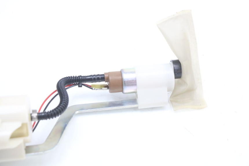 photo de BOMBA DE COMBUSTIBLE PIAGGIO X10 125 (2012 - 2017) - Otra perspectiva