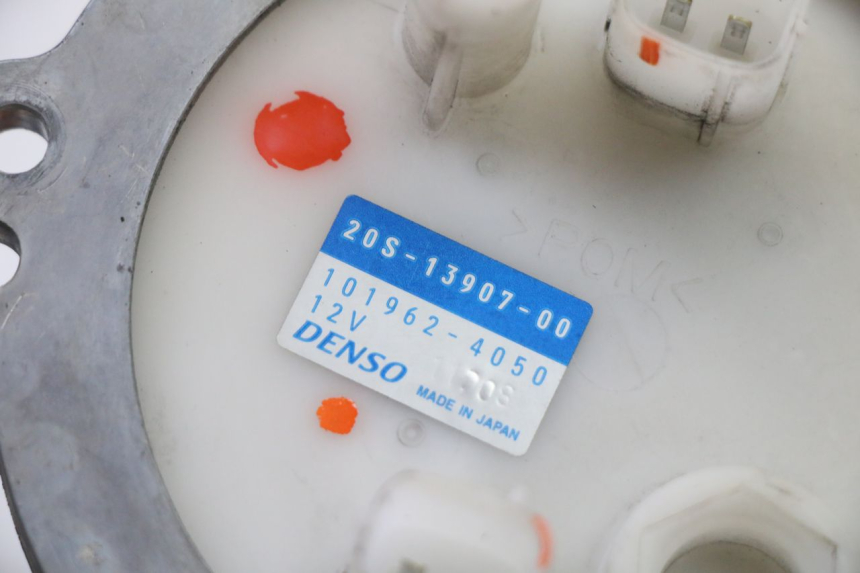 photo de BOMBA GASOLINA YAMAHA XJ6 ABS 600 (2008 - 2016) - Otra perspectiva