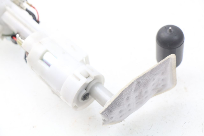 photo de BOMBA GASOLINA YAMAHA YP X-MAX XMAX 400 (2014 - 2017) - Zoom estado de uso