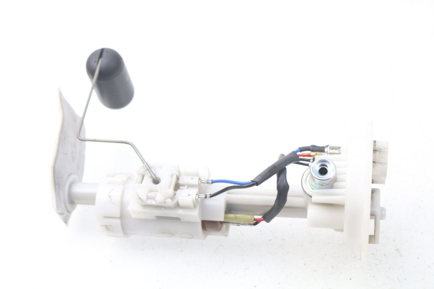 photo de BOMBA GASOLINA YAMAHA YP X-MAX XMAX 400 (2014 - 2017) - Detalles de los puntos de fijación