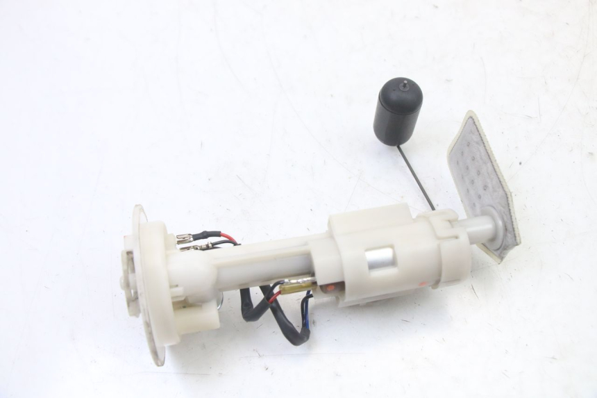 photo de BOMBA GASOLINA YAMAHA YP X-MAX XMAX 400 (2014 - 2017) - Zoom estado de uso