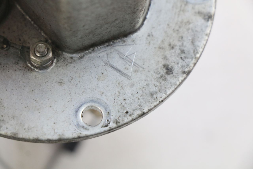 photo de BOMBA DE COMBUSTIBLE KAWASAKI Z S 750 (2003 - 2006) - Primer plano técnico