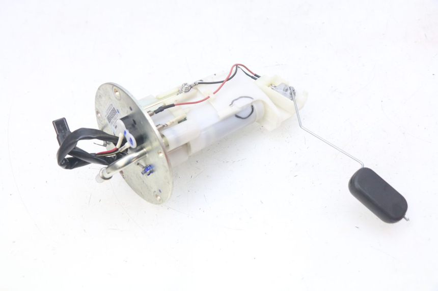 photo de BOMBA GASOLINA KAWASAKI Z 650 (2016 - 2019) - Vista principal