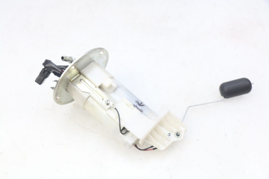 photo de BOMBA GASOLINA KAWASAKI Z 650 (2016 - 2019) - Zoom estado de uso