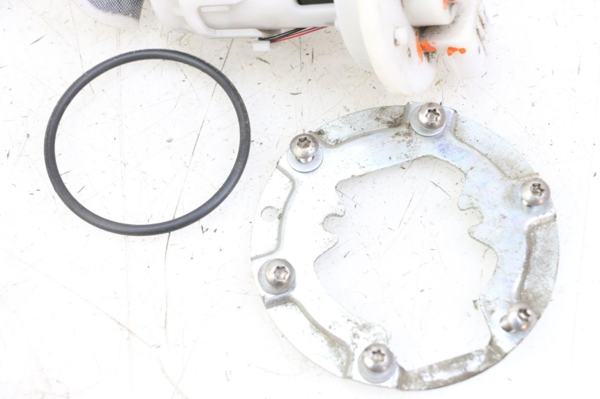 photo de BOMBA DE COMBUSTIBLE PIAGGIO ZIP 4T 50 (2018 - 2020) - Marcados y referencias originales