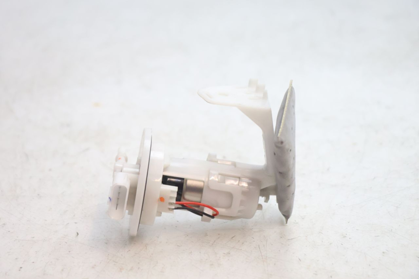 photo de BOMBA DE COMBUSTIBLE PIAGGIO ZIP 4T 50 (2018 - 2020) - Zoom estado de uso