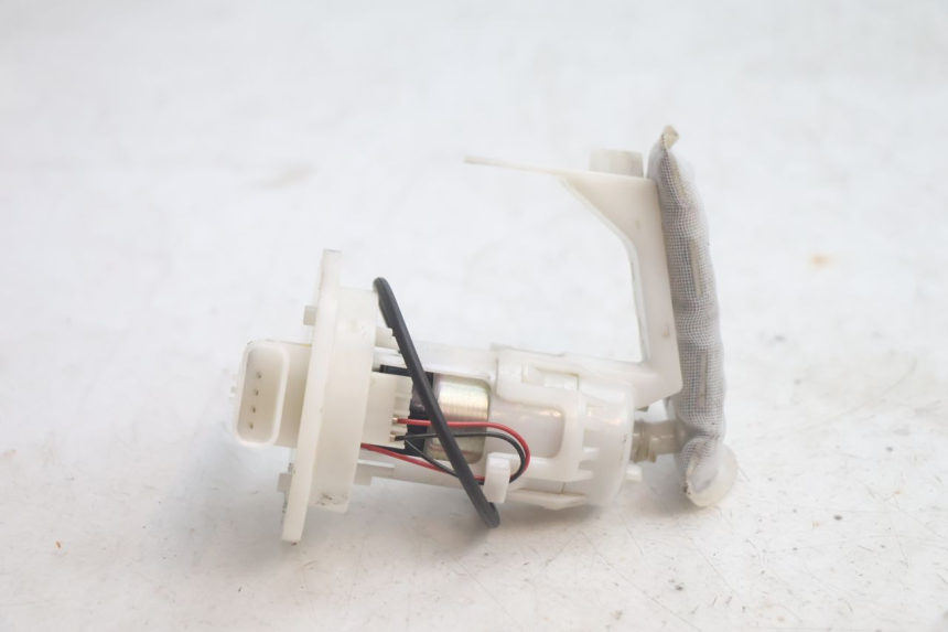 photo de BOMBA GASOLINA PIAGGIO ZIP IGET 4T 50 (2021 - 2023) - Vista principal